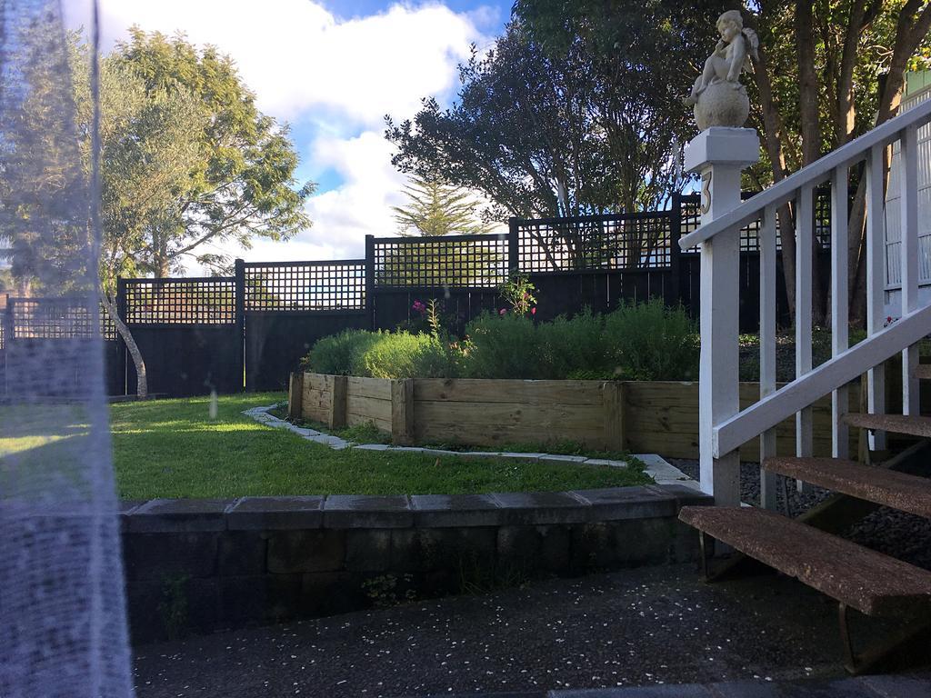 Peggie'S Cottage Okura Bush Exterior photo